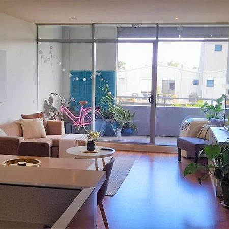 Beautiful Apartment 100Mts Near The Beach In Port Melbourne Exterior photo