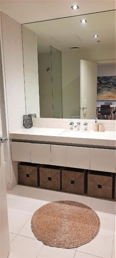 Beautiful Apartment 100Mts Near The Beach In Port Melbourne Exterior photo