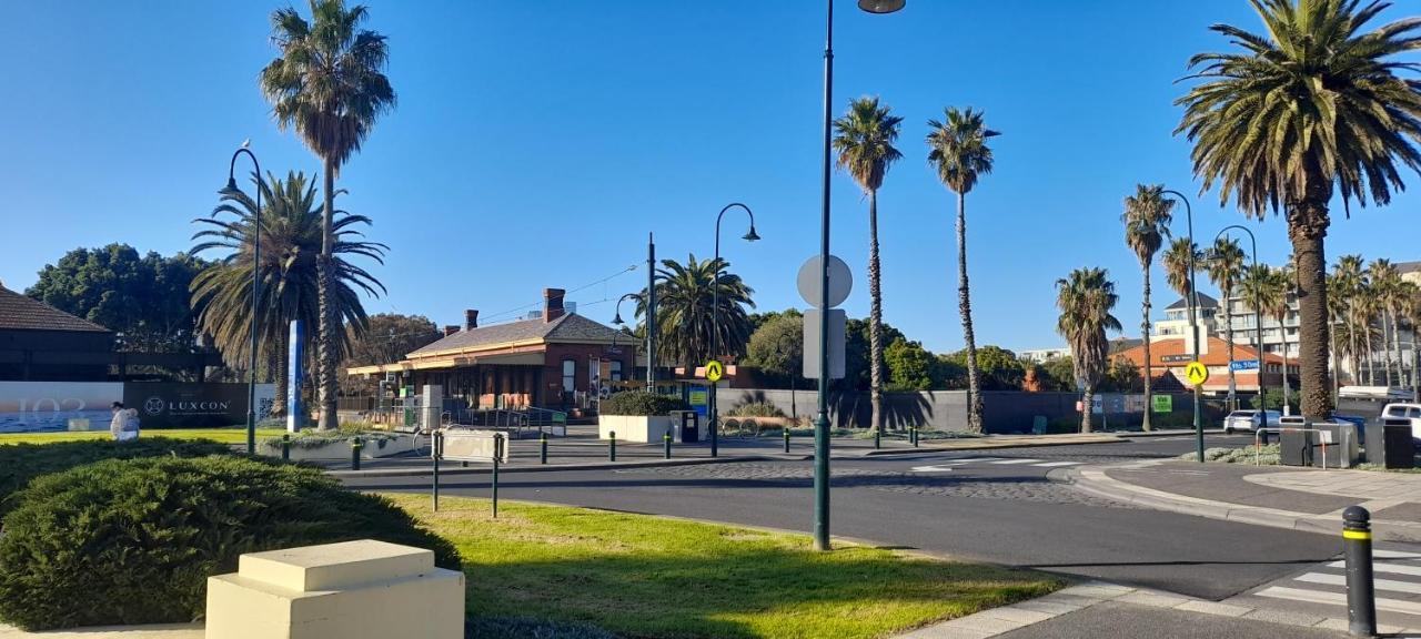 Beautiful Apartment 100Mts Near The Beach In Port Melbourne Exterior photo